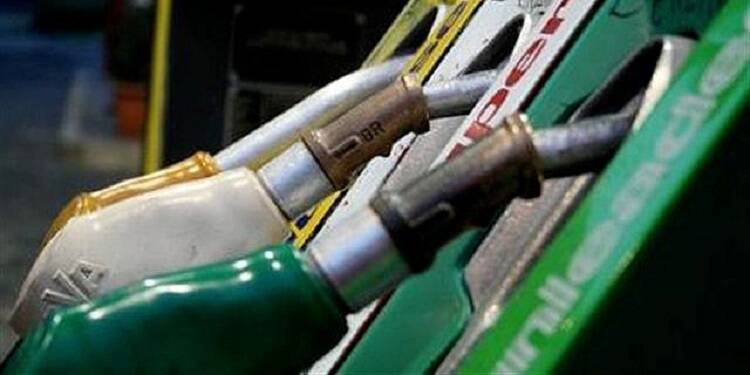 benzina-carburante-distributore-01