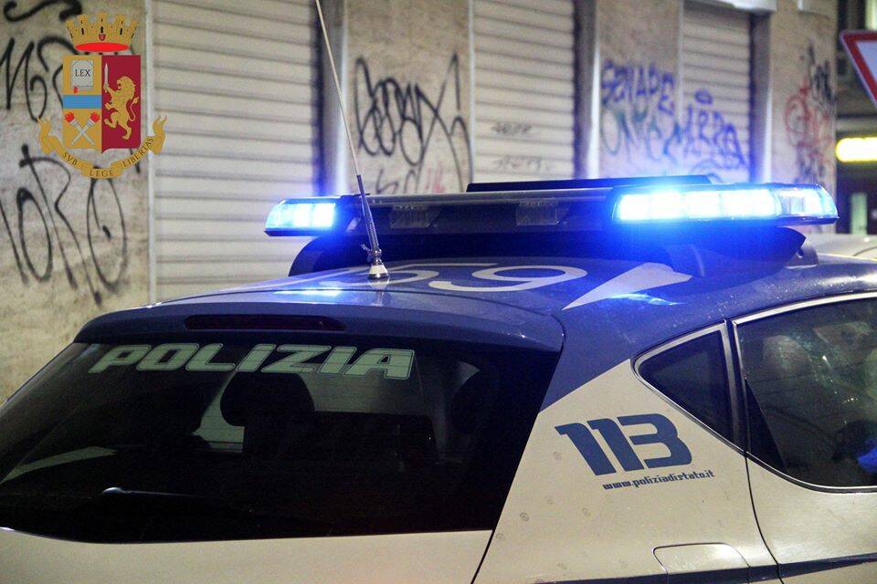 Polizia-auto-notte