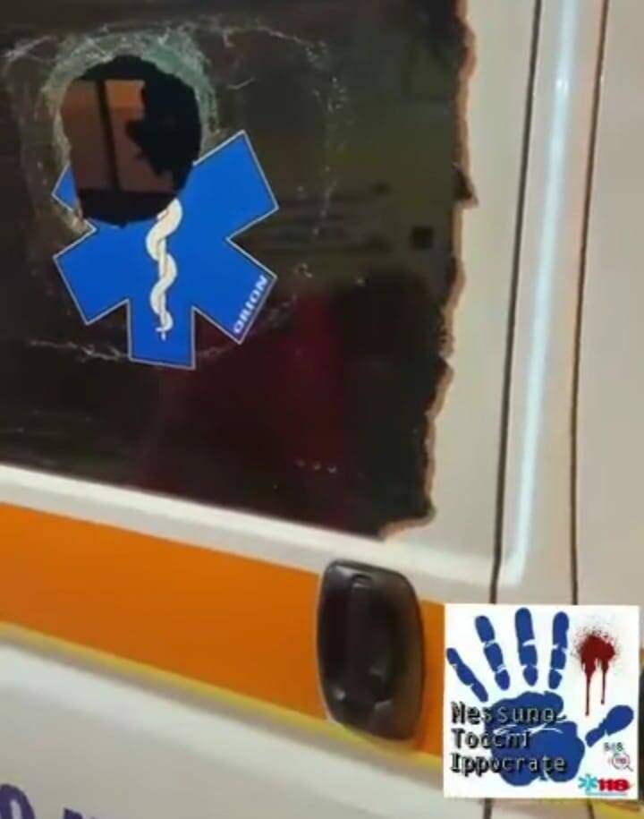 ambulanza vetro rotto