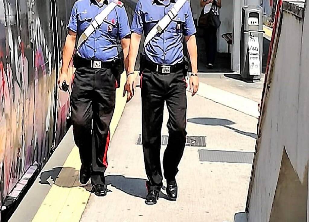 circumvesuviana carabinieri